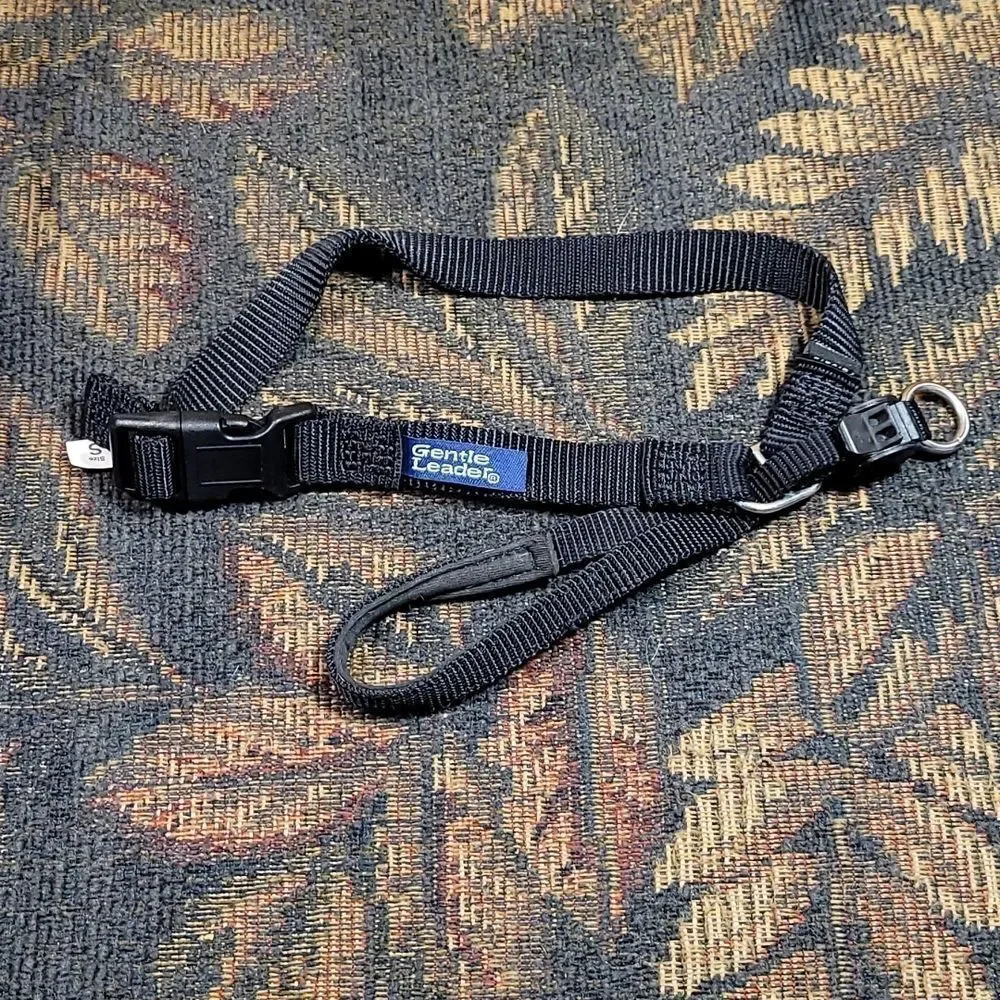PetSafe Black Gentle Leader with instructional DVD- Size Small- NWT